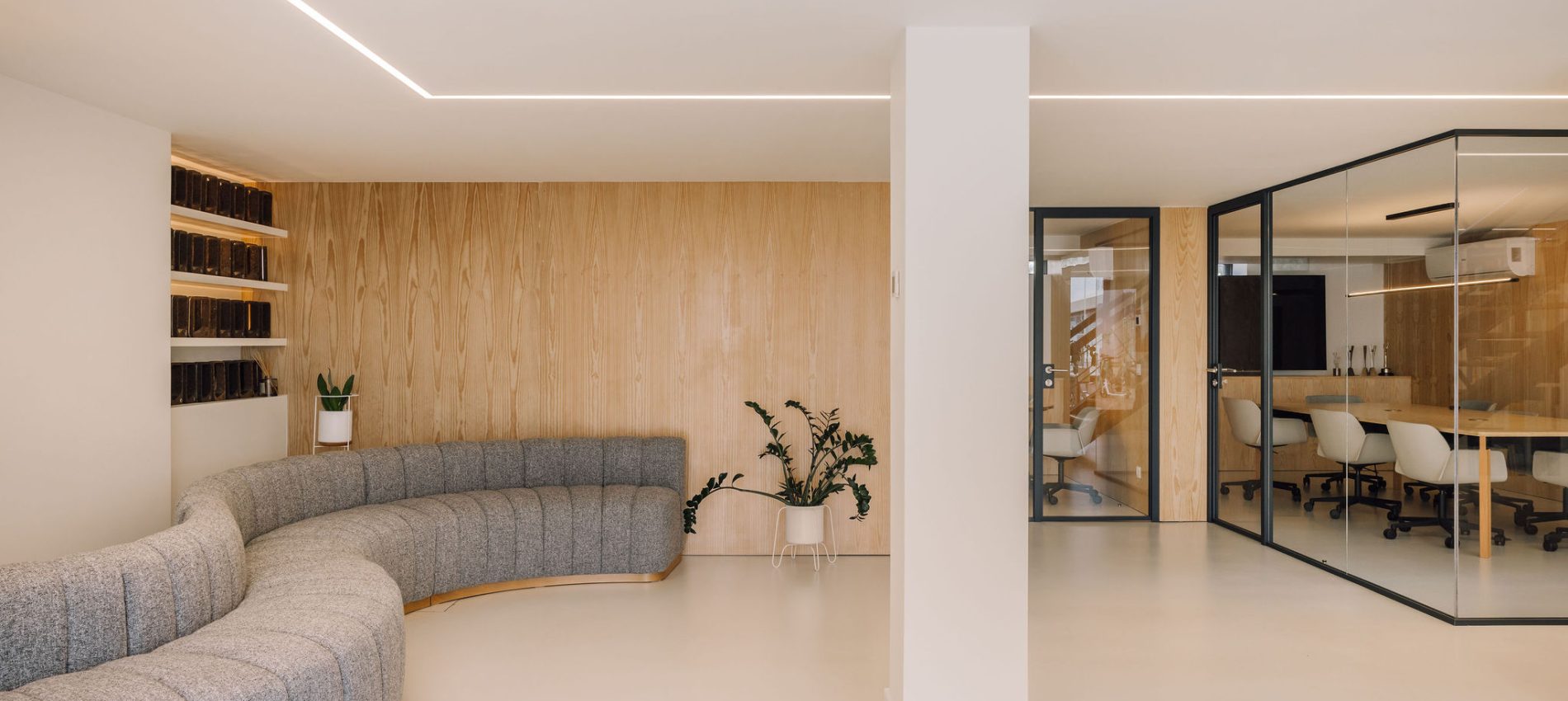 {"type":"elementor","siteurl":"https://grupofas.pt/wp-json/","elements":[{"id":"eec9daa","elType":"widget","isInner":false,"isLocked":false,"settings":{"image":{"url":"https://grupofas.pt/wp-content/uploads/2024/06/GrupoFASOEscritorioLTA0040.jpg","id":8780,"size":"","alt":"O Escritório Cover","source":"library"},"image_size":"full","image_custom_dimension":{"width":"","height":""},"caption_source":"none","caption":"","link_to":"none","link":{"url":"","is_external":"","nofollow":"","custom_attributes":""},"open_lightbox":"default","align":"","align_tablet":"","align_mobile":"","width":{"unit":"%","size":"","sizes":[]},"width_tablet":{"unit":"%","size":"","sizes":[]},"width_mobile":{"unit":"%","size":"","sizes":[]},"space":{"unit":"%","size":"","sizes":[]},"space_tablet":{"unit":"%","size":"","sizes":[]},"space_mobile":{"unit":"%","size":"","sizes":[]},"height":{"unit":"px","size":"","sizes":[]},"height_tablet":{"unit":"px","size":"","sizes":[]},"height_mobile":{"unit":"px","size":"","sizes":[]},"object-fit":"","object-fit_tablet":"","object-fit_mobile":"","object-position":"center center","object-position_tablet":"","object-position_mobile":"","opacity":{"unit":"px","size":"","sizes":[]},"css_filters_css_filter":"","css_filters_blur":{"unit":"px","size":0,"sizes":[]},"css_filters_brightness":{"unit":"px","size":100,"sizes":[]},"css_filters_contrast":{"unit":"px","size":100,"sizes":[]},"css_filters_saturate":{"unit":"px","size":100,"sizes":[]},"css_filters_hue":{"unit":"px","size":0,"sizes":[]},"opacity_hover":{"unit":"px","size":"","sizes":[]},"css_filters_hover_css_filter":"","css_filters_hover_blur":{"unit":"px","size":0,"sizes":[]},"css_filters_hover_brightness":{"unit":"px","size":100,"sizes":[]},"css_filters_hover_contrast":{"unit":"px","size":100,"sizes":[]},"css_filters_hover_saturate":{"unit":"px","size":100,"sizes":[]},"css_filters_hover_hue":{"unit":"px","size":0,"sizes":[]},"background_hover_transition":{"unit":"px","size":"","sizes":[]},"hover_animation":"","image_border_border":"","image_border_width":{"unit":"px","top":"","right":"","bottom":"","left":"","isLinked":true},"image_border_width_tablet":{"unit":"px","top":"","right":"","bottom":"","left":"","isLinked":true},"image_border_width_mobile":{"unit":"px","top":"","right":"","bottom":"","left":"","isLinked":true},"image_border_color":"","image_border_radius":{"unit":"px","top":"","right":"","bottom":"","left":"","isLinked":true},"image_border_radius_tablet":{"unit":"px","top":"","right":"","bottom":"","left":"","isLinked":true},"image_border_radius_mobile":{"unit":"px","top":"","right":"","bottom":"","left":"","isLinked":true},"image_box_shadow_box_shadow_type":"","image_box_shadow_box_shadow":{"horizontal":0,"vertical":0,"blur":10,"spread":0,"color":"rgba(0,0,0,0.5)"},"caption_align":"","caption_align_tablet":"","caption_align_mobile":"","text_color":"","caption_background_color":"","caption_typography_typography":"","caption_typography_font_family":"","caption_typography_font_size":{"unit":"px","size":"","sizes":[]},"caption_typography_font_size_tablet":{"unit":"px","size":"","sizes":[]},"caption_typography_font_size_mobile":{"unit":"px","size":"","sizes":[]},"caption_typography_font_weight":"","caption_typography_text_transform":"","caption_typography_font_style":"","caption_typography_text_decoration":"","caption_typography_line_height":{"unit":"px","size":"","sizes":[]},"caption_typography_line_height_tablet":{"unit":"em","size":"","sizes":[]},"caption_typography_line_height_mobile":{"unit":"em","size":"","sizes":[]},"caption_typography_letter_spacing":{"unit":"px","size":"","sizes":[]},"caption_typography_letter_spacing_tablet":{"unit":"px","size":"","sizes":[]},"caption_typography_letter_spacing_mobile":{"unit":"px","size":"","sizes":[]},"caption_typography_word_spacing":{"unit":"px","size":"","sizes":[]},"caption_typography_word_spacing_tablet":{"unit":"em","size":"","sizes":[]},"caption_typography_word_spacing_mobile":{"unit":"em","size":"","sizes":[]},"caption_text_shadow_text_shadow_type":"","caption_text_shadow_text_shadow":{"horizontal":0,"vertical":0,"blur":10,"color":"rgba(0,0,0,0.3)"},"caption_space":{"unit":"px","size":"","sizes":[]},"caption_space_tablet":{"unit":"px","size":"","sizes":[]},"caption_space_mobile":{"unit":"px","size":"","sizes":[]},"_title":"","_margin":{"unit":"px","top":"","right":"","bottom":"","left":"","isLinked":true},"_margin_tablet":{"unit":"px","top":"","right":"","bottom":"","left":"","isLinked":true},"_margin_mobile":{"unit":"px","top":"","right":"","bottom":"","left":"","isLinked":true},"_padding":{"unit":"px","top":"","right":"","bottom":"","left":"","isLinked":true},"_padding_tablet":{"unit":"px","top":"","right":"","bottom":"","left":"","isLinked":true},"_padding_mobile":{"unit":"px","top":"","right":"","bottom":"","left":"","isLinked":true},"_element_width":"","_element_width_tablet":"","_element_width_mobile":"","_element_custom_width":{"unit":"%","size":"","sizes":[]},"_element_custom_width_tablet":{"unit":"px","size":"","sizes":[]},"_element_custom_width_mobile":{"unit":"px","size":"","sizes":[]},"_element_vertical_align":"","_element_vertical_align_tablet":"","_element_vertical_align_mobile":"","_position":"","_offset_orientation_h":"start","_offset_x":{"unit":"px","size":0,"sizes":[]},"_offset_x_tablet":{"unit":"px","size":"","sizes":[]},"_offset_x_mobile":{"unit":"px","size":"","sizes":[]},"_offset_x_end":{"unit":"px","size":0,"sizes":[]},"_offset_x_end_tablet":{"unit":"px","size":"","sizes":[]},"_offset_x_end_mobile":{"unit":"px","size":"","sizes":[]},"_offset_orientation_v":"start","_offset_y":{"unit":"px","size":0,"sizes":[]},"_offset_y_tablet":{"unit":"px","size":"","sizes":[]},"_offset_y_mobile":{"unit":"px","size":"","sizes":[]},"_offset_y_end":{"unit":"px","size":0,"sizes":[]},"_offset_y_end_tablet":{"unit":"px","size":"","sizes":[]},"_offset_y_end_mobile":{"unit":"px","size":"","sizes":[]},"_z_index":"","_z_index_tablet":"","_z_index_mobile":"","_element_id":"","_css_classes":"","e_display_conditions":"","motion_fx_motion_fx_scrolling":"","motion_fx_translateY_effect":"","motion_fx_translateY_direction":"","motion_fx_translateY_speed":{"unit":"px","size":4,"sizes":[]},"motion_fx_translateY_affectedRange":{"unit":"%","size":"","sizes":{"start":0,"end":100}},"motion_fx_translateX_effect":"","motion_fx_translateX_direction":"","motion_fx_translateX_speed":{"unit":"px","size":4,"sizes":[]},"motion_fx_translateX_affectedRange":{"unit":"%","size":"","sizes":{"start":0,"end":100}},"motion_fx_opacity_effect":"","motion_fx_opacity_direction":"out-in","motion_fx_opacity_level":{"unit":"px","size":10,"sizes":[]},"motion_fx_opacity_range":{"unit":"%","size":"","sizes":{"start":20,"end":80}},"motion_fx_blur_effect":"","motion_fx_blur_direction":"out-in","motion_fx_blur_level":{"unit":"px","size":7,"sizes":[]},"motion_fx_blur_range":{"unit":"%","size":"","sizes":{"start":20,"end":80}},"motion_fx_rotateZ_effect":"","motion_fx_rotateZ_direction":"","motion_fx_rotateZ_speed":{"unit":"px","size":1,"sizes":[]},"motion_fx_rotateZ_affectedRange":{"unit":"%","size":"","sizes":{"start":0,"end":100}},"motion_fx_scale_effect":"","motion_fx_scale_direction":"out-in","motion_fx_scale_speed":{"unit":"px","size":4,"sizes":[]},"motion_fx_scale_range":{"unit":"%","size":"","sizes":{"start":20,"end":80}},"motion_fx_transform_origin_x":"center","motion_fx_transform_origin_y":"center","motion_fx_devices":["desktop","tablet","mobile"],"motion_fx_range":"","motion_fx_motion_fx_mouse":"","motion_fx_mouseTrack_effect":"","motion_fx_mouseTrack_direction":"","motion_fx_mouseTrack_speed":{"unit":"px","size":1,"sizes":[]},"motion_fx_tilt_effect":"","motion_fx_tilt_direction":"","motion_fx_tilt_speed":{"unit":"px","size":4,"sizes":[]},"sticky":"","sticky_on":["desktop","tablet","mobile"],"sticky_offset":0,"sticky_offset_tablet":"","sticky_offset_mobile":"","sticky_effects_offset":0,"sticky_effects_offset_tablet":"","sticky_effects_offset_mobile":"","sticky_parent":"","_animation":"","_animation_tablet":"","_animation_mobile":"","animation_duration":"","_animation_delay":"","_transform_rotate_popover":"","_transform_rotateZ_effect":{"unit":"px","size":"","sizes":[]},"_transform_rotateZ_effect_tablet":{"unit":"deg","size":"","sizes":[]},"_transform_rotateZ_effect_mobile":{"unit":"deg","size":"","sizes":[]},"_transform_rotate_3d":"","_transform_rotateX_effect":{"unit":"px","size":"","sizes":[]},"_transform_rotateX_effect_tablet":{"unit":"deg","size":"","sizes":[]},"_transform_rotateX_effect_mobile":{"unit":"deg","size":"","sizes":[]},"_transform_rotateY_effect":{"unit":"px","size":"","sizes":[]},"_transform_rotateY_effect_tablet":{"unit":"deg","size":"","sizes":[]},"_transform_rotateY_effect_mobile":{"unit":"deg","size":"","sizes":[]},"_transform_perspective_effect":{"unit":"px","size":"","sizes":[]},"_transform_perspective_effect_tablet":{"unit":"px","size":"","sizes":[]},"_transform_perspective_effect_mobile":{"unit":"px","size":"","sizes":[]},"_transform_translate_popover":"","_transform_translateX_effect":{"unit":"px","size":"","sizes":[]},"_transform_translateX_effect_tablet":{"unit":"px","size":"","sizes":[]},"_transform_translateX_effect_mobile":{"unit":"px","size":"","sizes":[]},"_transform_translateY_effect":{"unit":"px","size":"","sizes":[]},"_transform_translateY_effect_tablet":{"unit":"px","size":"","sizes":[]},"_transform_translateY_effect_mobile":{"unit":"px","size":"","sizes":[]},"_transform_scale_popover":"","_transform_keep_proportions":"yes","_transform_scale_effect":{"unit":"px","size":"","sizes":[]},"_transform_scale_effect_tablet":{"unit":"px","size":"","sizes":[]},"_transform_scale_effect_mobile":{"unit":"px","size":"","sizes":[]},"_transform_scaleX_effect":{"unit":"px","size":"","sizes":[]},"_transform_scaleX_effect_tablet":{"unit":"px","size":"","sizes":[]},"_transform_scaleX_effect_mobile":{"unit":"px","size":"","sizes":[]},"_transform_scaleY_effect":{"unit":"px","size":"","sizes":[]},"_transform_scaleY_effect_tablet":{"unit":"px","size":"","sizes":[]},"_transform_scaleY_effect_mobile":{"unit":"px","size":"","sizes":[]},"_transform_skew_popover":"","_transform_skewX_effect":{"unit":"px","size":"","sizes":[]},"_transform_skewX_effect_tablet":{"unit":"deg","size":"","sizes":[]},"_transform_skewX_effect_mobile":{"unit":"deg","size":"","sizes":[]},"_transform_skewY_effect":{"unit":"px","size":"","sizes":[]},"_transform_skewY_effect_tablet":{"unit":"deg","size":"","sizes":[]},"_transform_skewY_effect_mobile":{"unit":"deg","size":"","sizes":[]},"_transform_flipX_effect":"","_transform_flipY_effect":"","_transform_rotate_popover_hover":"","_transform_rotateZ_effect_hover":{"unit":"px","size":"","sizes":[]},"_transform_rotateZ_effect_hover_tablet":{"unit":"deg","size":"","sizes":[]},"_transform_rotateZ_effect_hover_mobile":{"unit":"deg","size":"","sizes":[]},"_transform_rotate_3d_hover":"","_transform_rotateX_effect_hover":{"unit":"px","size":"","sizes":[]},"_transform_rotateX_effect_hover_tablet":{"unit":"deg","size":"","sizes":[]},"_transform_rotateX_effect_hover_mobile":{"unit":"deg","size":"","sizes":[]},"_transform_rotateY_effect_hover":{"unit":"px","size":"","sizes":[]},"_transform_rotateY_effect_hover_tablet":{"unit":"deg","size":"","sizes":[]},"_transform_rotateY_effect_hover_mobile":{"unit":"deg","size":"","sizes":[]},"_transform_perspective_effect_hover":{"unit":"px","size":"","sizes":[]},"_transform_perspective_effect_hover_tablet":{"unit":"px","size":"","sizes":[]},"_transform_perspective_effect_hover_mobile":{"unit":"px","size":"","sizes":[]},"_transform_translate_popover_hover":"","_transform_translateX_effect_hover":{"unit":"px","size":"","sizes":[]},"_transform_translateX_effect_hover_tablet":{"unit":"px","size":"","sizes":[]},"_transform_translateX_effect_hover_mobile":{"unit":"px","size":"","sizes":[]},"_transform_translateY_effect_hover":{"unit":"px","size":"","sizes":[]},"_transform_translateY_effect_hover_tablet":{"unit":"px","size":"","sizes":[]},"_transform_translateY_effect_hover_mobile":{"unit":"px","size":"","sizes":[]},"_transform_scale_popover_hover":"","_transform_keep_proportions_hover":"yes","_transform_scale_effect_hover":{"unit":"px","size":"","sizes":[]},"_transform_scale_effect_hover_tablet":{"unit":"px","size":"","sizes":[]},"_transform_scale_effect_hover_mobile":{"unit":"px","size":"","sizes":[]},"_transform_scaleX_effect_hover":{"unit":"px","size":"","sizes":[]},"_transform_scaleX_effect_hover_tablet":{"unit":"px","size":"","sizes":[]},"_transform_scaleX_effect_hover_mobile":{"unit":"px","size":"","sizes":[]},"_transform_scaleY_effect_hover":{"unit":"px","size":"","sizes":[]},"_transform_scaleY_effect_hover_tablet":{"unit":"px","size":"","sizes":[]},"_transform_scaleY_effect_hover_mobile":{"unit":"px","size":"","sizes":[]},"_transform_skew_popover_hover":"","_transform_skewX_effect_hover":{"unit":"px","size":"","sizes":[]},"_transform_skewX_effect_hover_tablet":{"unit":"deg","size":"","sizes":[]},"_transform_skewX_effect_hover_mobile":{"unit":"deg","size":"","sizes":[]},"_transform_skewY_effect_hover":{"unit":"px","size":"","sizes":[]},"_transform_skewY_effect_hover_tablet":{"unit":"deg","size":"","sizes":[]},"_transform_skewY_effect_hover_mobile":{"unit":"deg","size":"","sizes":[]},"_transform_flipX_effect_hover":"","_transform_flipY_effect_hover":"","_transform_transition_hover":{"unit":"px","size":"","sizes":[]},"motion_fx_transform_x_anchor_point":"","motion_fx_transform_x_anchor_point_tablet":"","motion_fx_transform_x_anchor_point_mobile":"","motion_fx_transform_y_anchor_point":"","motion_fx_transform_y_anchor_point_tablet":"","motion_fx_transform_y_anchor_point_mobile":"","_background_background":"","_background_color":"","_background_color_stop":{"unit":"%","size":0,"sizes":[]},"_background_color_stop_tablet":{"unit":"%"},"_background_color_stop_mobile":{"unit":"%"},"_background_color_b":"#f2295b","_background_color_b_stop":{"unit":"%","size":100,"sizes":[]},"_background_color_b_stop_tablet":{"unit":"%"},"_background_color_b_stop_mobile":{"unit":"%"},"_background_gradient_type":"linear","_background_gradient_angle":{"unit":"deg","size":180,"sizes":[]},"_background_gradient_angle_tablet":{"unit":"deg"},"_background_gradient_angle_mobile":{"unit":"deg"},"_background_gradient_position":"center center","_background_gradient_position_tablet":"","_background_gradient_position_mobile":"","_background_image":{"url":"","id":"","size":""},"_background_image_tablet":{"url":"","id":"","size":""},"_background_image_mobile":{"url":"","id":"","size":""},"_background_position":"","_background_position_tablet":"","_background_position_mobile":"","_background_xpos":{"unit":"px","size":0,"sizes":[]},"_background_xpos_tablet":{"unit":"px","size":0,"sizes":[]},"_background_xpos_mobile":{"unit":"px","size":0,"sizes":[]},"_background_ypos":{"unit":"px","size":0,"sizes":[]},"_background_ypos_tablet":{"unit":"px","size":0,"sizes":[]},"_background_ypos_mobile":{"unit":"px","size":0,"sizes":[]},"_background_attachment":"","_background_repeat":"","_background_repeat_tablet":"","_background_repeat_mobile":"","_background_size":"","_background_size_tablet":"","_background_size_mobile":"","_background_bg_width":{"unit":"%","size":100,"sizes":[]},"_background_bg_width_tablet":{"unit":"px","size":"","sizes":[]},"_background_bg_width_mobile":{"unit":"px","size":"","sizes":[]},"_background_video_link":"","_background_video_start":"","_background_video_end":"","_background_play_once":"","_background_play_on_mobile":"","_background_privacy_mode":"","_background_video_fallback":{"url":"","id":"","size":""},"_background_slideshow_gallery":[],"_background_slideshow_loop":"yes","_background_slideshow_slide_duration":5000,"_background_slideshow_slide_transition":"fade","_background_slideshow_transition_duration":500,"_background_slideshow_background_size":"","_background_slideshow_background_size_tablet":"","_background_slideshow_background_size_mobile":"","_background_slideshow_background_position":"","_background_slideshow_background_position_tablet":"","_background_slideshow_background_position_mobile":"","_background_slideshow_lazyload":"","_background_slideshow_ken_burns":"","_background_slideshow_ken_burns_zoom_direction":"in","_background_hover_background":"","_background_hover_color":"","_background_hover_color_stop":{"unit":"%","size":0,"sizes":[]},"_background_hover_color_stop_tablet":{"unit":"%"},"_background_hover_color_stop_mobile":{"unit":"%"},"_background_hover_color_b":"#f2295b","_background_hover_color_b_stop":{"unit":"%","size":100,"sizes":[]},"_background_hover_color_b_stop_tablet":{"unit":"%"},"_background_hover_color_b_stop_mobile":{"unit":"%"},"_background_hover_gradient_type":"linear","_background_hover_gradient_angle":{"unit":"deg","size":180,"sizes":[]},"_background_hover_gradient_angle_tablet":{"unit":"deg"},"_background_hover_gradient_angle_mobile":{"unit":"deg"},"_background_hover_gradient_position":"center center","_background_hover_gradient_position_tablet":"","_background_hover_gradient_position_mobile":"","_background_hover_image":{"url":"","id":"","size":""},"_background_hover_image_tablet":{"url":"","id":"","size":""},"_background_hover_image_mobile":{"url":"","id":"","size":""},"_background_hover_position":"","_background_hover_position_tablet":"","_background_hover_position_mobile":"","_background_hover_xpos":{"unit":"px","size":0,"sizes":[]},"_background_hover_xpos_tablet":{"unit":"px","size":0,"sizes":[]},"_background_hover_xpos_mobile":{"unit":"px","size":0,"sizes":[]},"_background_hover_ypos":{"unit":"px","size":0,"sizes":[]},"_background_hover_ypos_tablet":{"unit":"px","size":0,"sizes":[]},"_background_hover_ypos_mobile":{"unit":"px","size":0,"sizes":[]},"_background_hover_attachment":"","_background_hover_repeat":"","_background_hover_repeat_tablet":"","_background_hover_repeat_mobile":"","_background_hover_size":"","_background_hover_size_tablet":"","_background_hover_size_mobile":"","_background_hover_bg_width":{"unit":"%","size":100,"sizes":[]},"_background_hover_bg_width_tablet":{"unit":"px","size":"","sizes":[]},"_background_hover_bg_width_mobile":{"unit":"px","size":"","sizes":[]},"_background_hover_video_link":"","_background_hover_video_start":"","_background_hover_video_end":"","_background_hover_play_once":"","_background_hover_play_on_mobile":"","_background_hover_privacy_mode":"","_background_hover_video_fallback":{"url":"","id":"","size":""},"_background_hover_slideshow_gallery":[],"_background_hover_slideshow_loop":"yes","_background_hover_slideshow_slide_duration":5000,"_background_hover_slideshow_slide_transition":"fade","_background_hover_slideshow_transition_duration":500,"_background_hover_slideshow_background_size":"","_background_hover_slideshow_background_size_tablet":"","_background_hover_slideshow_background_size_mobile":"","_background_hover_slideshow_background_position":"","_background_hover_slideshow_background_position_tablet":"","_background_hover_slideshow_background_position_mobile":"","_background_hover_slideshow_lazyload":"","_background_hover_slideshow_ken_burns":"","_background_hover_slideshow_ken_burns_zoom_direction":"in","_background_hover_transition":{"unit":"px","size":"","sizes":[]},"_border_border":"","_border_width":{"unit":"px","top":"","right":"","bottom":"","left":"","isLinked":true},"_border_width_tablet":{"unit":"px","top":"","right":"","bottom":"","left":"","isLinked":true},"_border_width_mobile":{"unit":"px","top":"","right":"","bottom":"","left":"","isLinked":true},"_border_color":"","_border_radius":{"unit":"px","top":"","right":"","bottom":"","left":"","isLinked":true},"_border_radius_tablet":{"unit":"px","top":"","right":"","bottom":"","left":"","isLinked":true},"_border_radius_mobile":{"unit":"px","top":"","right":"","bottom":"","left":"","isLinked":true},"_box_shadow_box_shadow_type":"","_box_shadow_box_shadow":{"horizontal":0,"vertical":0,"blur":10,"spread":0,"color":"rgba(0,0,0,0.5)"},"_box_shadow_box_shadow_position":" ","_border_hover_border":"","_border_hover_width":{"unit":"px","top":"","right":"","bottom":"","left":"","isLinked":true},"_border_hover_width_tablet":{"unit":"px","top":"","right":"","bottom":"","left":"","isLinked":true},"_border_hover_width_mobile":{"unit":"px","top":"","right":"","bottom":"","left":"","isLinked":true},"_border_hover_color":"","_border_radius_hover":{"unit":"px","top":"","right":"","bottom":"","left":"","isLinked":true},"_border_radius_hover_tablet":{"unit":"px","top":"","right":"","bottom":"","left":"","isLinked":true},"_border_radius_hover_mobile":{"unit":"px","top":"","right":"","bottom":"","left":"","isLinked":true},"_box_shadow_hover_box_shadow_type":"","_box_shadow_hover_box_shadow":{"horizontal":0,"vertical":0,"blur":10,"spread":0,"color":"rgba(0,0,0,0.5)"},"_box_shadow_hover_box_shadow_position":" ","_border_hover_transition":{"unit":"px","size":"","sizes":[]},"_mask_switch":"","_mask_shape":"circle","_mask_image":{"url":"","id":"","size":""},"_mask_notice":"","_mask_size":"contain","_mask_size_tablet":"","_mask_size_mobile":"","_mask_size_scale":{"unit":"%","size":100,"sizes":[]},"_mask_size_scale_tablet":{"unit":"px","size":"","sizes":[]},"_mask_size_scale_mobile":{"unit":"px","size":"","sizes":[]},"_mask_position":"center center","_mask_position_tablet":"","_mask_position_mobile":"","_mask_position_x":{"unit":"%","size":0,"sizes":[]},"_mask_position_x_tablet":{"unit":"px","size":"","sizes":[]},"_mask_position_x_mobile":{"unit":"px","size":"","sizes":[]},"_mask_position_y":{"unit":"%","size":0,"sizes":[]},"_mask_position_y_tablet":{"unit":"px","size":"","sizes":[]},"_mask_position_y_mobile":{"unit":"px","size":"","sizes":[]},"_mask_repeat":"no-repeat","_mask_repeat_tablet":"","_mask_repeat_mobile":"","hide_desktop":"","hide_tablet":"","hide_mobile":"","_attributes":"","custom_css":""},"defaultEditSettings":{"defaultEditRoute":"content"},"elements":[],"widgetType":"image","htmlCache":"\t\t\n\t\t\t\t\t\t\t\t\t\t\t\t\t\t\t\t\t\t\t\t\t\t\t\t\t\t\n\t\t","editSettings":{"defaultEditRoute":"content","panel":{"activeTab":"content","activeSection":"section_image"}}}]}